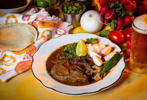 Birria tatemada fotografiada en La Barca, Jalisco
